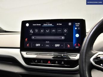 VOLKSWAGEN ID5 Pro Performance 77kWh Style SUV 5dr Electric Auto (204 ps)