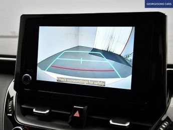 TOYOTA COROLLA 1.8 VVT-h GPF Icon Tech Hatchback 5dr Petrol Hybrid CVT Euro 6 (