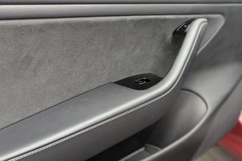 TESLA Model 3 (Dual Motor) Long Range Saloon 4dr Electric Auto 4WDE (346 ps)