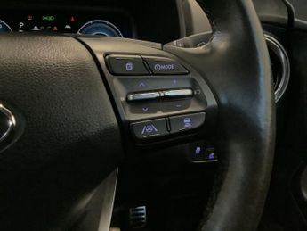 HYUNDAI KONA 39kWh Premium SUV 5dr Electric Auto (10.5kW Charger) (136 ps)