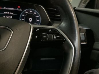 AUDI E-TRON 50 Technik SUV 5dr Electric Auto quattro 71.2kWh (313 ps)