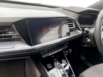 AUDI Q4 E-TRON 40 S line Sportback 5dr Electric Auto 82kWh (204 ps)