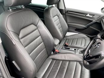 VOLKSWAGEN GOLF 2.0 TDI GT Edition Hatchback 5dr Diesel DSG Euro 6 (s/s) (150 ps