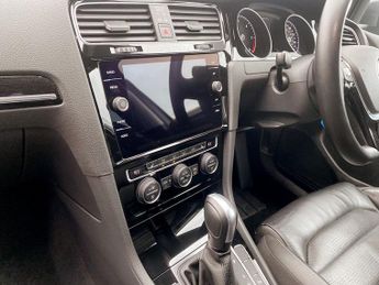 VOLKSWAGEN GOLF 2.0 TDI GT Edition Hatchback 5dr Diesel DSG Euro 6 (s/s) (150 ps