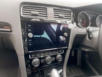 VOLKSWAGEN GOLF 2.0 TDI GT Edition Hatchback 5dr Diesel DSG Euro 6 (s/s) (150 ps