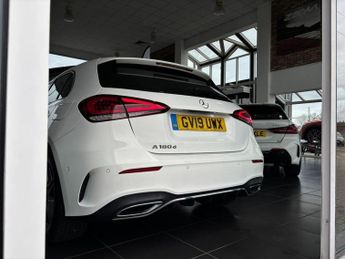 MERCEDES-BENZ A-CLASS 1.5 A180d AMG Line (Executive) Hatchback 5dr Diesel 7G-DCT Euro 