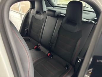 MERCEDES-BENZ A-CLASS 1.5 A180d AMG Line (Executive) Hatchback 5dr Diesel 7G-DCT Euro 