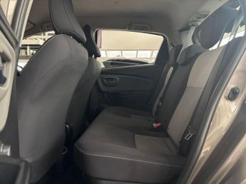 TOYOTA YARIS 1.5 VVT-h Icon Hatchback 5dr Petrol Hybrid E-CVT Euro 6 (s/s) (1