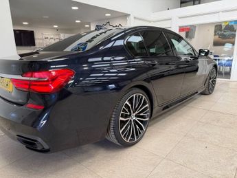 BMW 7 SERIES 3.0 730d M Sport Saloon 4dr Diesel Auto xDrive Euro 6 (s/s) (265