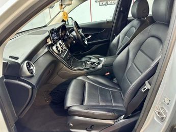 MERCEDES-BENZ GLC 2.1 GLC220d Sport SUV 5dr Diesel G-Tronic 4MATIC Euro 6 (s/s) (1