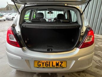 VAUXHALL CORSA 1.4 16V SE Hatchback 5dr Petrol Auto Euro 5 (100 ps)