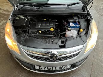 VAUXHALL CORSA 1.4 16V SE Hatchback 5dr Petrol Auto Euro 5 (100 ps)