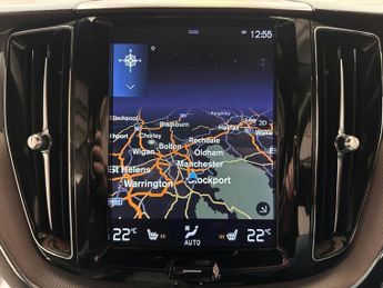 VOLVO XC60 2.0h T8 Twin Engine 10.4kWh R-Design SUV 5dr Petrol Plug-in Hybr