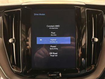 VOLVO XC60 2.0h T8 Twin Engine 10.4kWh R-Design SUV 5dr Petrol Plug-in Hybr