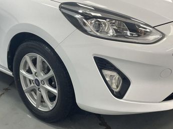 FORD FIESTA 1.0T EcoBoost Zetec Hatchback 3dr Petrol Manual Euro 6 (s/s) (10