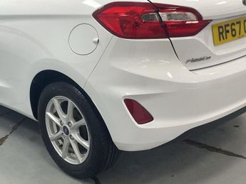 FORD FIESTA 1.0T EcoBoost Zetec Hatchback 3dr Petrol Manual Euro 6 (s/s) (10