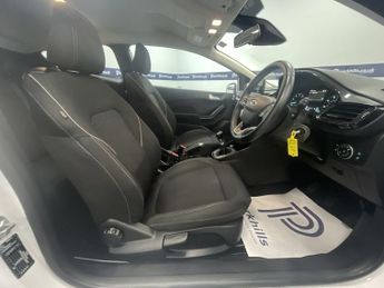 FORD FIESTA 1.0T EcoBoost Zetec Hatchback 3dr Petrol Manual Euro 6 (s/s) (10