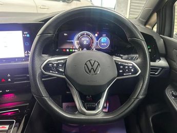 VOLKSWAGEN GOLF 2.0 TDI GTD Hatchback 5dr Diesel DSG Euro 6 (s/s) (200 ps)