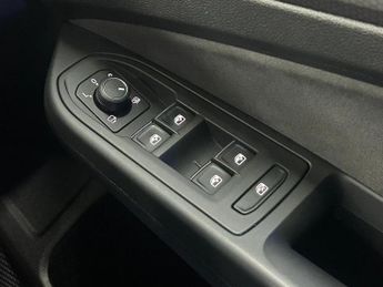 VOLKSWAGEN GOLF 2.0 TDI GTD Hatchback 5dr Diesel DSG Euro 6 (s/s) (200 ps)