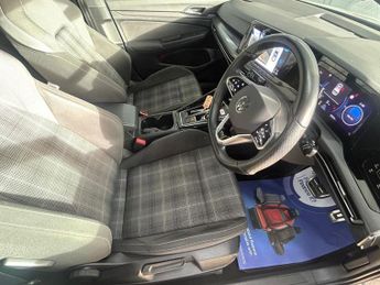 VOLKSWAGEN GOLF 2.0 TDI GTD Hatchback 5dr Diesel DSG Euro 6 (s/s) (200 ps)