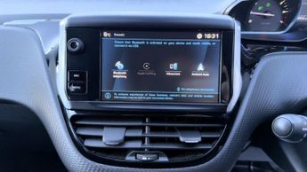 PEUGEOT 2008 AUTOMATIC 1.2 PureTech GPF Allure SUV 5dr Petrol EAT Euro 6 (s/s