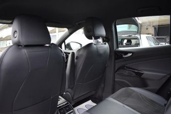 VOLKSWAGEN ID4 ID4 181 Pro 77kWh Life SUV 5dr Electric Auto (174 ps) INCLUDES B