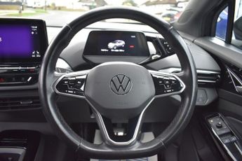 VOLKSWAGEN ID4 ID4 181 Pro 77kWh Life SUV 5dr Electric Auto (174 ps) INCLUDES B
