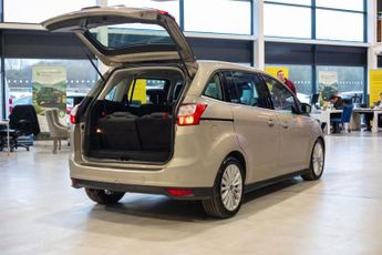 FORD GRAND C-MAX 1.5 TDCi Titanium MPV 5dr Diesel Powershift Euro 6 (s/s) (Nav) (