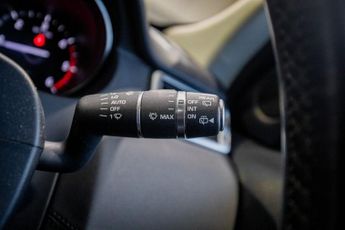 LAND ROVER DISCOVERY SPORT 2.0 TD4 HSE SUV 5dr Diesel Auto 4WD Euro 6 (s/s) (180 ps)