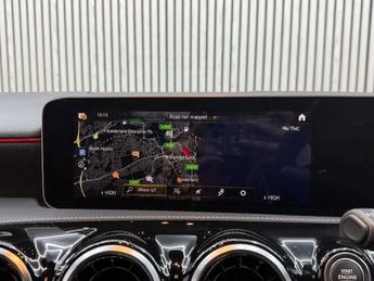 MERCEDES-BENZ A-CLASS 2.0 A200d AMG Line (Executive) Hatchback 5dr Diesel 8G-DCT Euro 