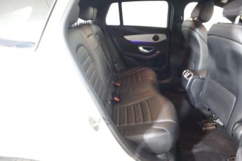 MERCEDES-BENZ EQC EQC 400 80kWh AMG Line Auto 4MATIC 5dr