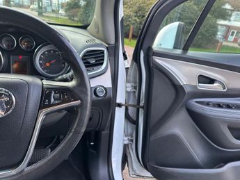 VAUXHALL MOKKA 1.4i Turbo SE SUV 5dr Petrol Auto 2WD Euro 6 (140 ps)