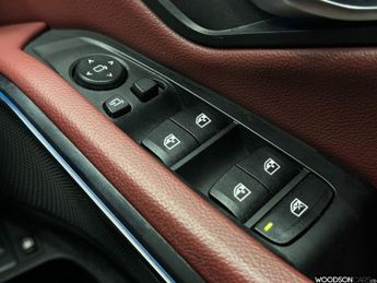 BMW 3 SERIES 2.0 330e 12kWh Sport Pro Touring 5dr Petrol Plug-in Hybrid Auto 