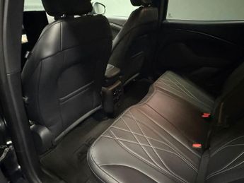 FORD MUSTANG MACH-E Standard Range 70kWh SUV 5dr Electric Automatic (269 ps)