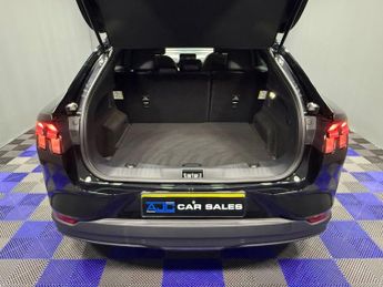 FORD MUSTANG MACH-E Standard Range 70kWh SUV 5dr Electric Automatic (269 ps)