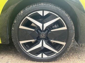 PEUGEOT E-208 50kWh GT Hatchback 5dr Electric Auto 