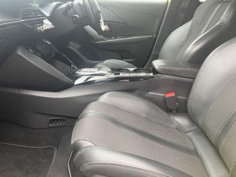 PEUGEOT E-208 50kWh GT Hatchback 5dr Electric Auto 
