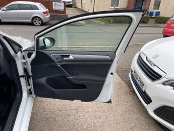 VOLKSWAGEN GOLF 1.4 TSI BlueMotion Tech SE Hatchback 5dr Petrol DSG Euro 5 (s/s)