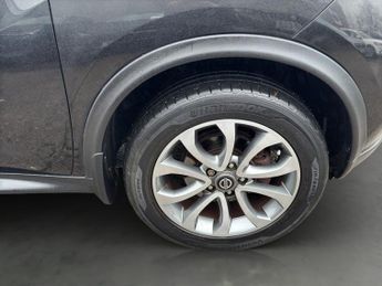 NISSAN JUKE 1.6 Tekna SUV 5dr Petrol XTRON Euro 6 (117 ps)