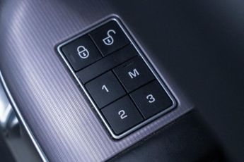 LAND ROVER RANGE ROVER SPORT 3.0 SD V6 HSE SUV 5dr Diesel Auto 4WD Euro 6 (s/s) (306 ps)