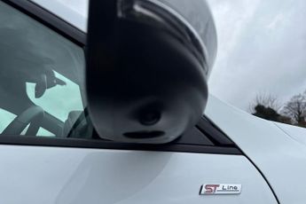 FORD KUGA 2.5h Duratec ST-Line X SUV 5dr Petrol Hybrid CVT Euro 6 (s/s) (1