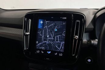 VOLVO XC40 2.0 D4 R-Design Pro SUV 5dr Diesel Auto AWD Euro 6 (s/s) (190 ps