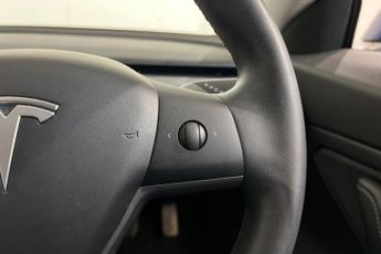 TESLA Model 3 Standard Range Plus Saloon 4dr Electric Auto RWD (241 bhp) Panor
