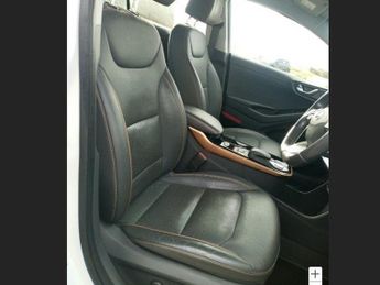 HYUNDAI IONIQ 28kWh Premium SE Hatchback 5dr Electric Auto (120 ps)