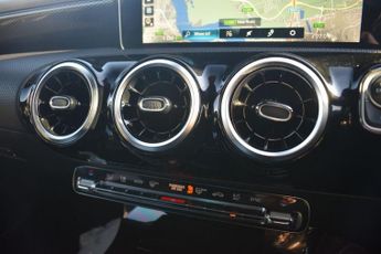 MERCEDES-BENZ A-CLASS 1.5 A180d Sport (Executive) Hatchback 5dr Diesel 7G-DCT Euro 6 (