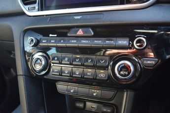 KIA SPORTAGE 1.6 CRDi MHEV GT-Line SUV 5dr Diesel Hybrid DCT AWD Euro 6 (s/s)