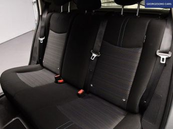 NISSAN LEAF 39kWh N-Connecta Hatchback 5dr Electric Auto (150 ps)