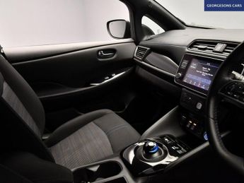 NISSAN LEAF 39kWh N-Connecta Hatchback 5dr Electric Auto (150 ps)