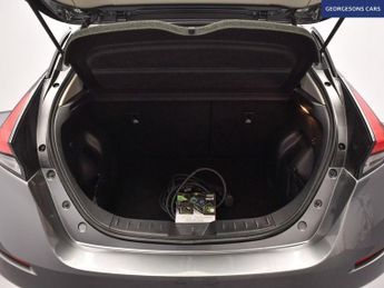NISSAN LEAF 39kWh N-Connecta Hatchback 5dr Electric Auto (150 ps)
