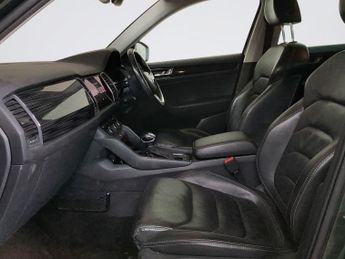 SKODA KODIAQ 2.0 TDI Edition SUV 5dr Diesel DSG 4WD Euro 6 (s/s) (7 Seat) (19